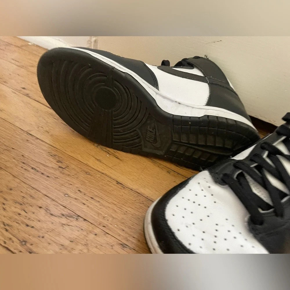 Nike panda Black and White High-Top Sneakers